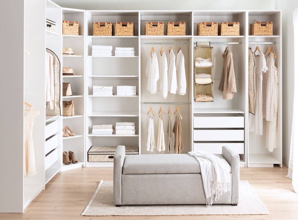 Mastering Bedroom Closet Organization: Your Guide