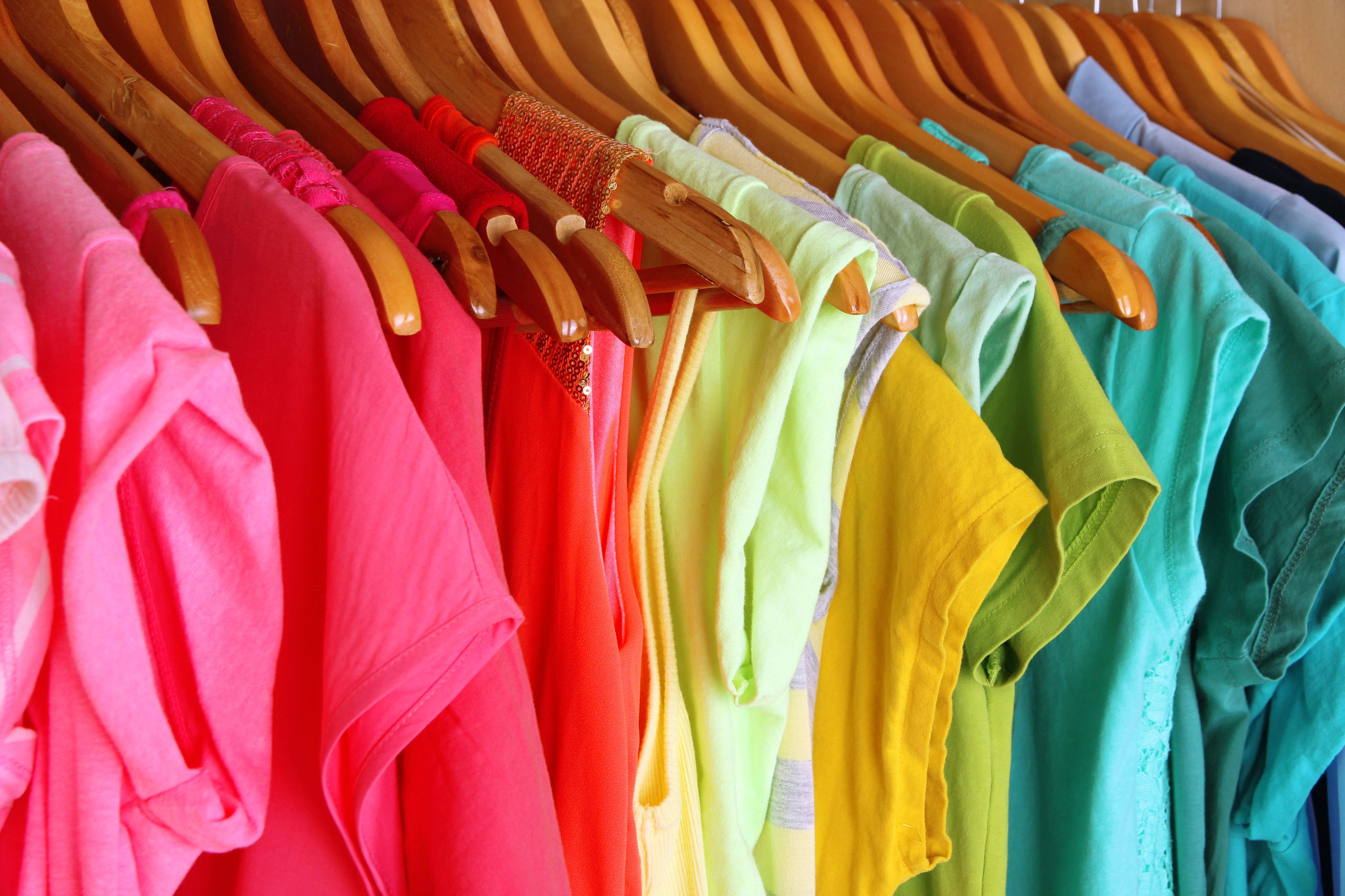 The Color-Coded Closet: Turn Your Wardrobe Into a Work of Art