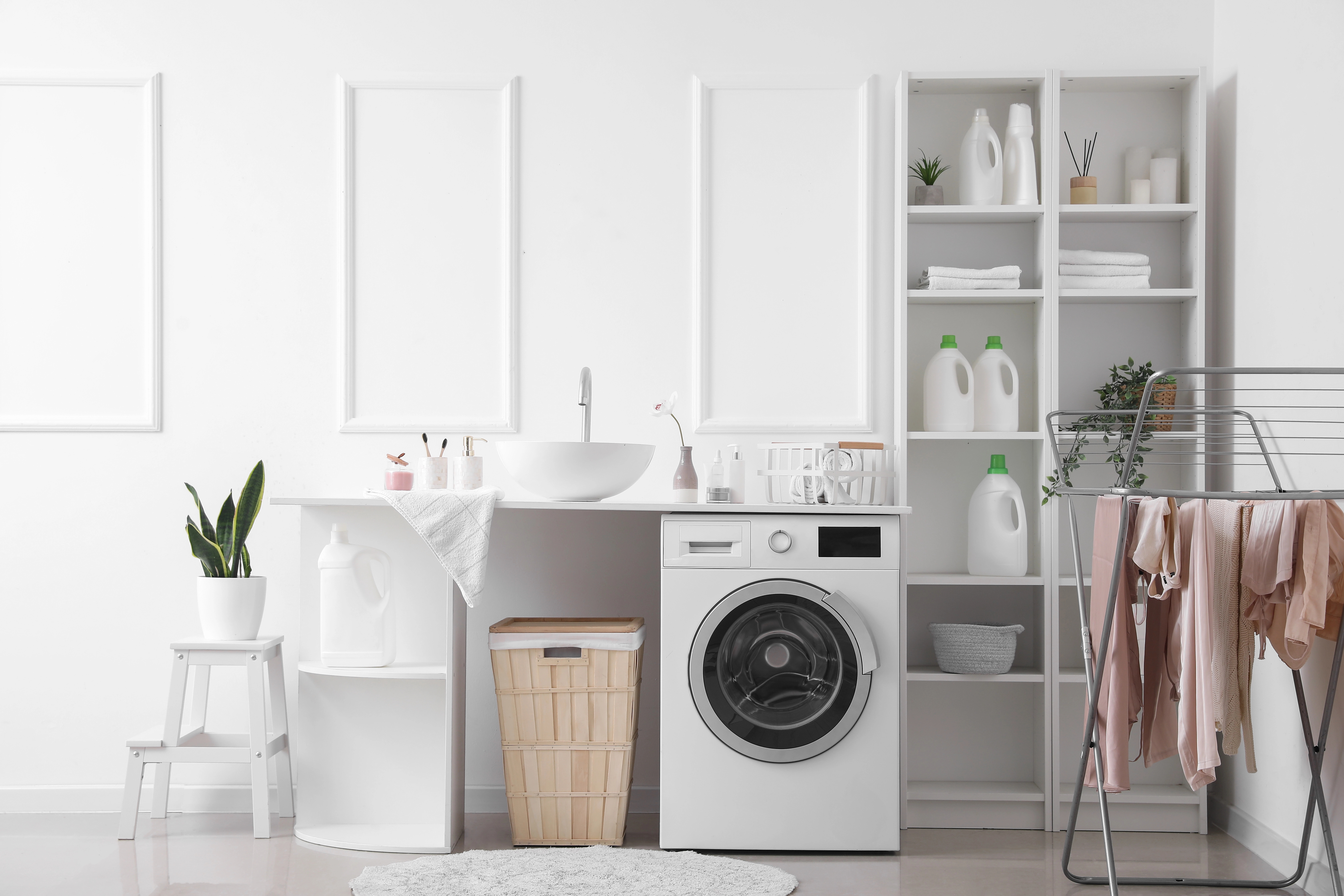 Closet Storage Organizer Ideas That Work in a Laundry Room
